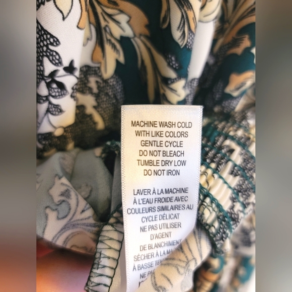 Baroque-style Dressy Top - Picture 6 of 6